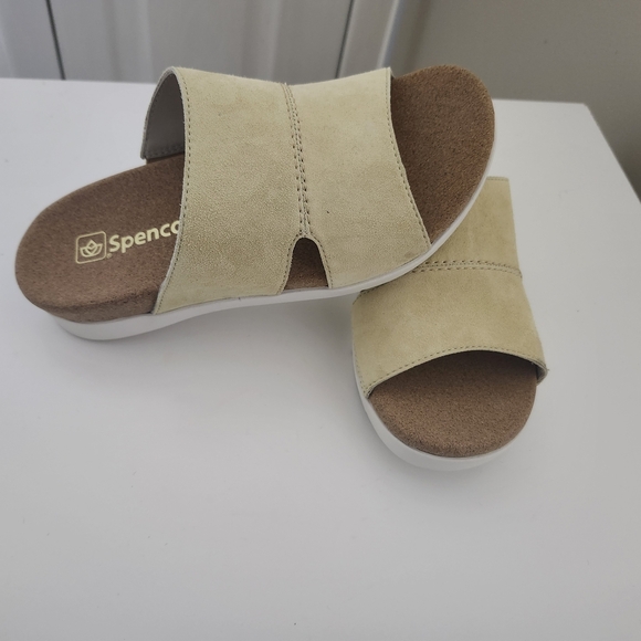 BNWT Spenco Women’s Yellow Sunrise Slide Sandals US 5.5 Genuine Suede Orthotic - Picture 5 of 16